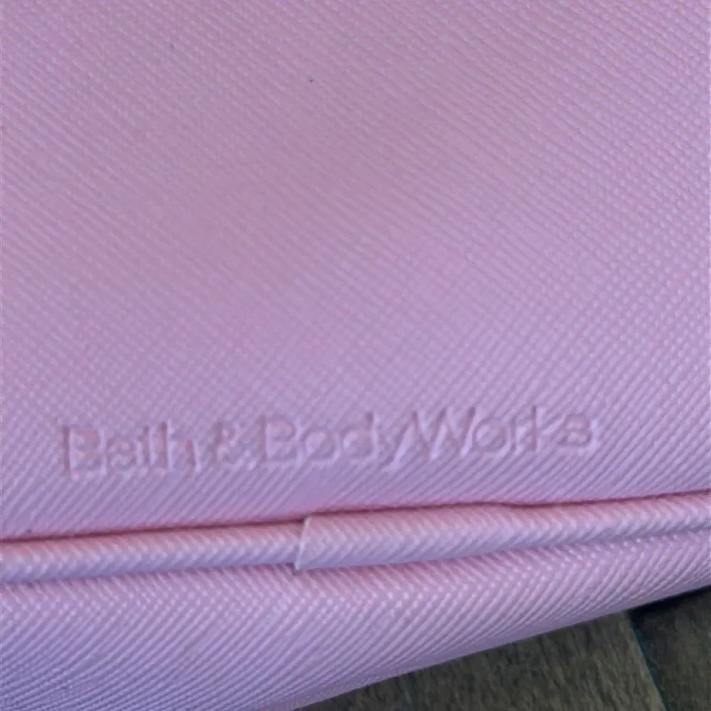 🧁 Bath & Body Works Cupcake Cosmetic Small Bag 🧴🌺